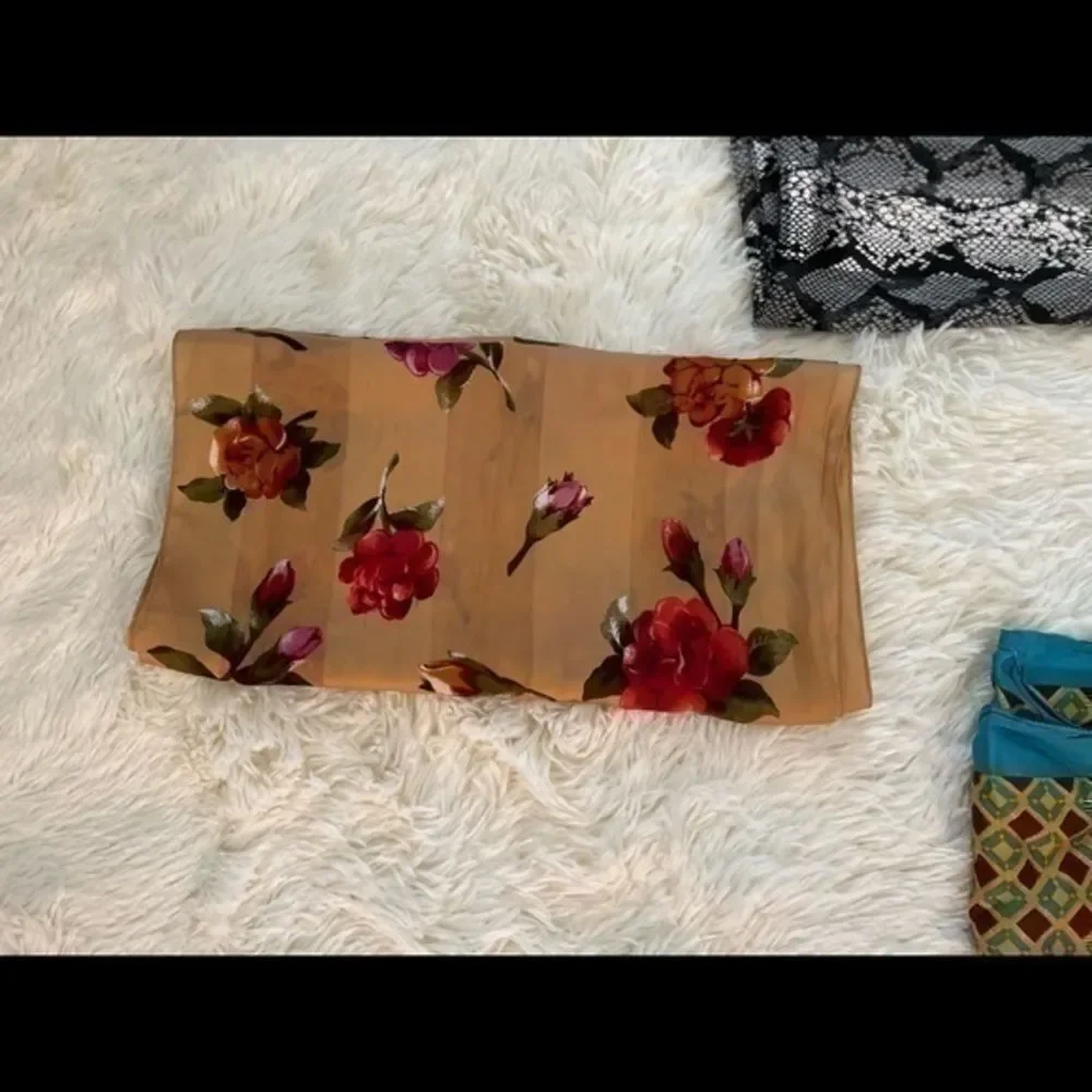 4 piece head wrap/scarf lot